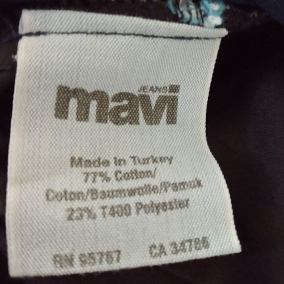 "A Pea in the pod" woman's maternity jeans. - Picture 4 of 5